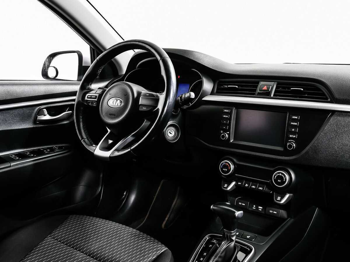 Kia Rio, 2018 Фото №9