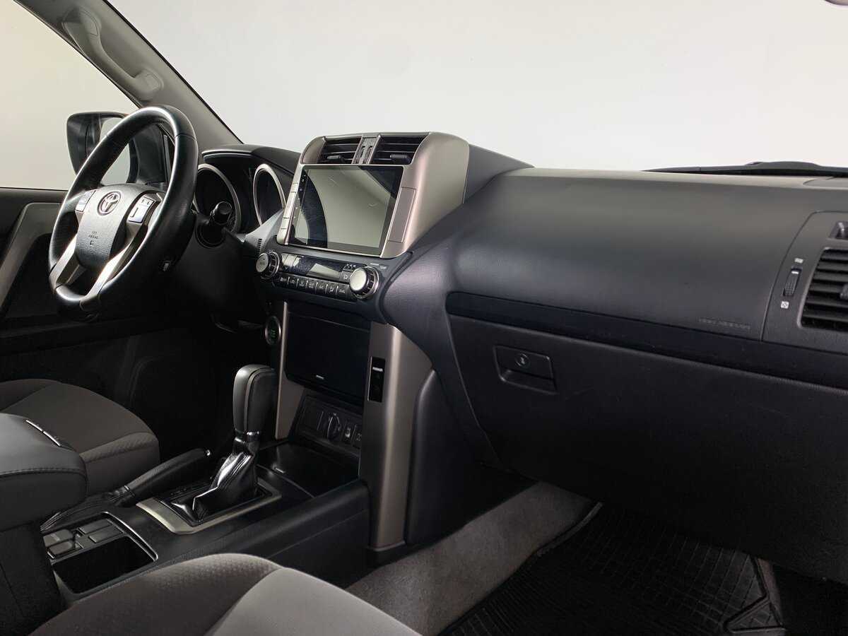 Toyota Land Cruiser Prado, 2012 Фото №11