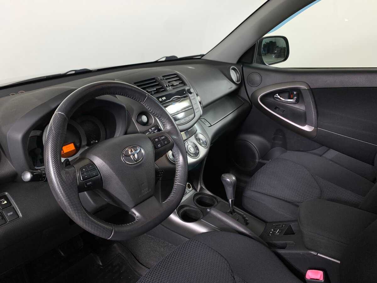 Toyota RAV4, 2011 Фото №12