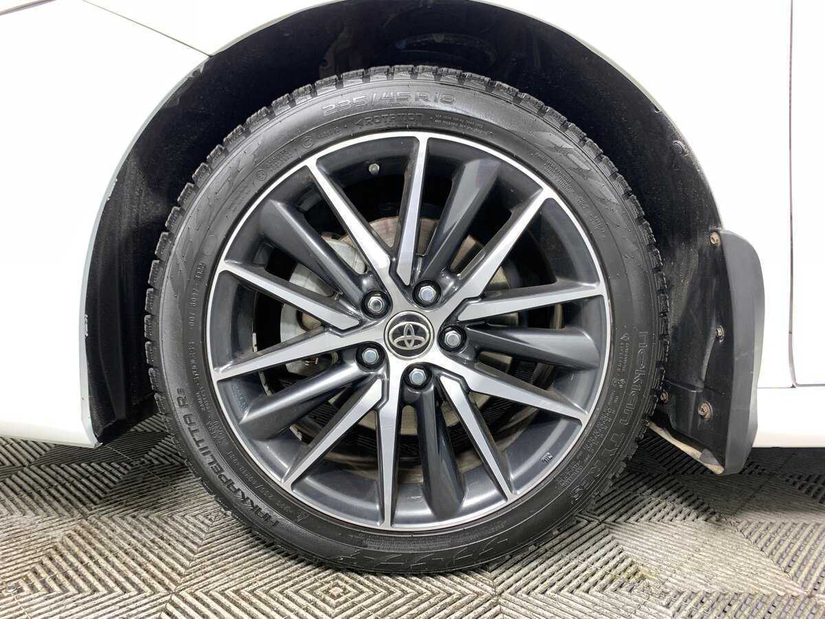 Toyota Camry, 2022 Фото №9