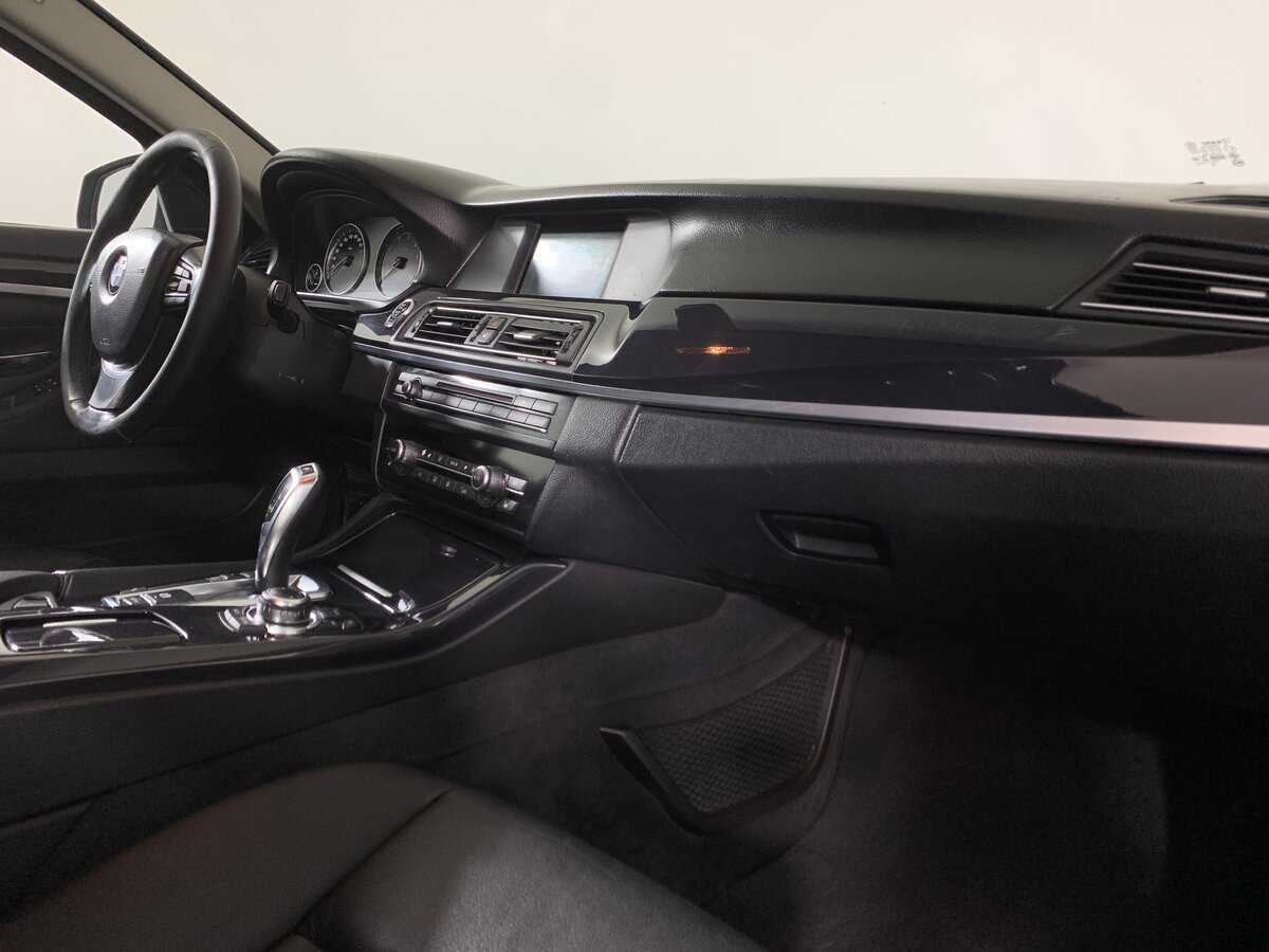 BMW 5 серии 528i, 2012 Фото №14