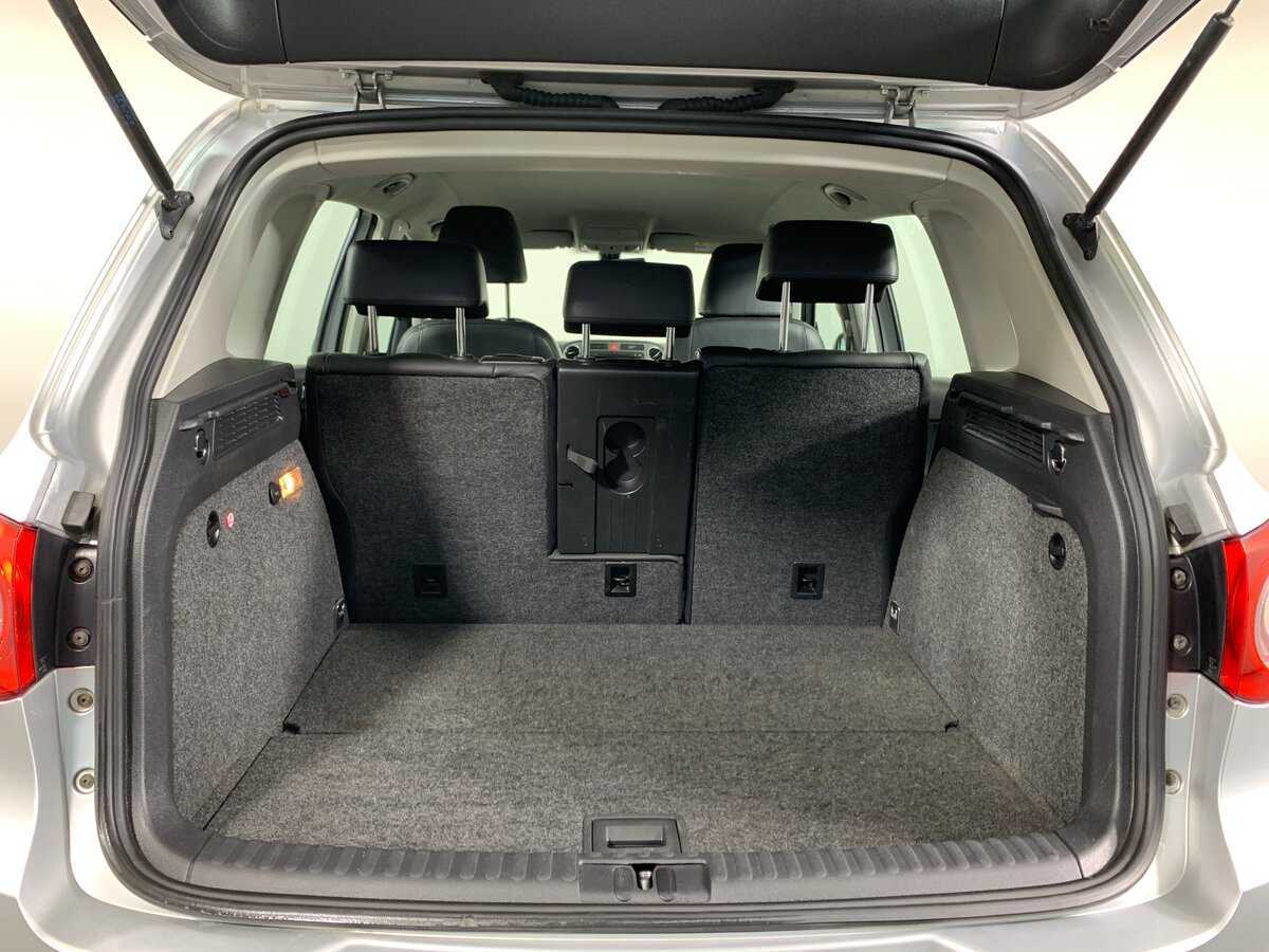 Volkswagen Tiguan, 2011 Фото №20