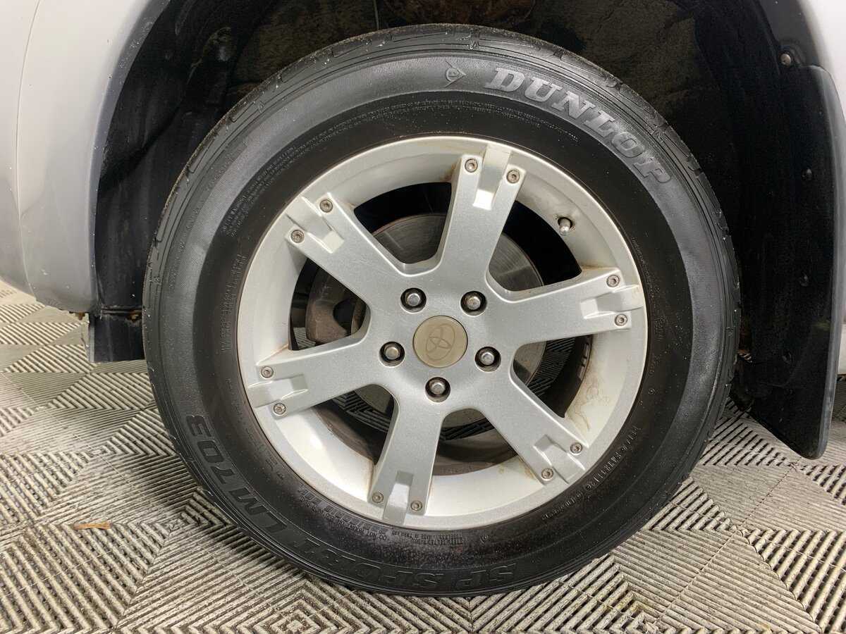 Toyota RAV4, 2004 Фото №9