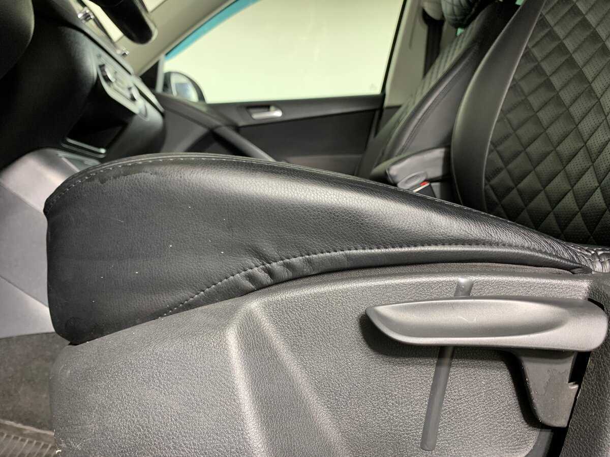 Volkswagen Tiguan, 2010 Фото №17