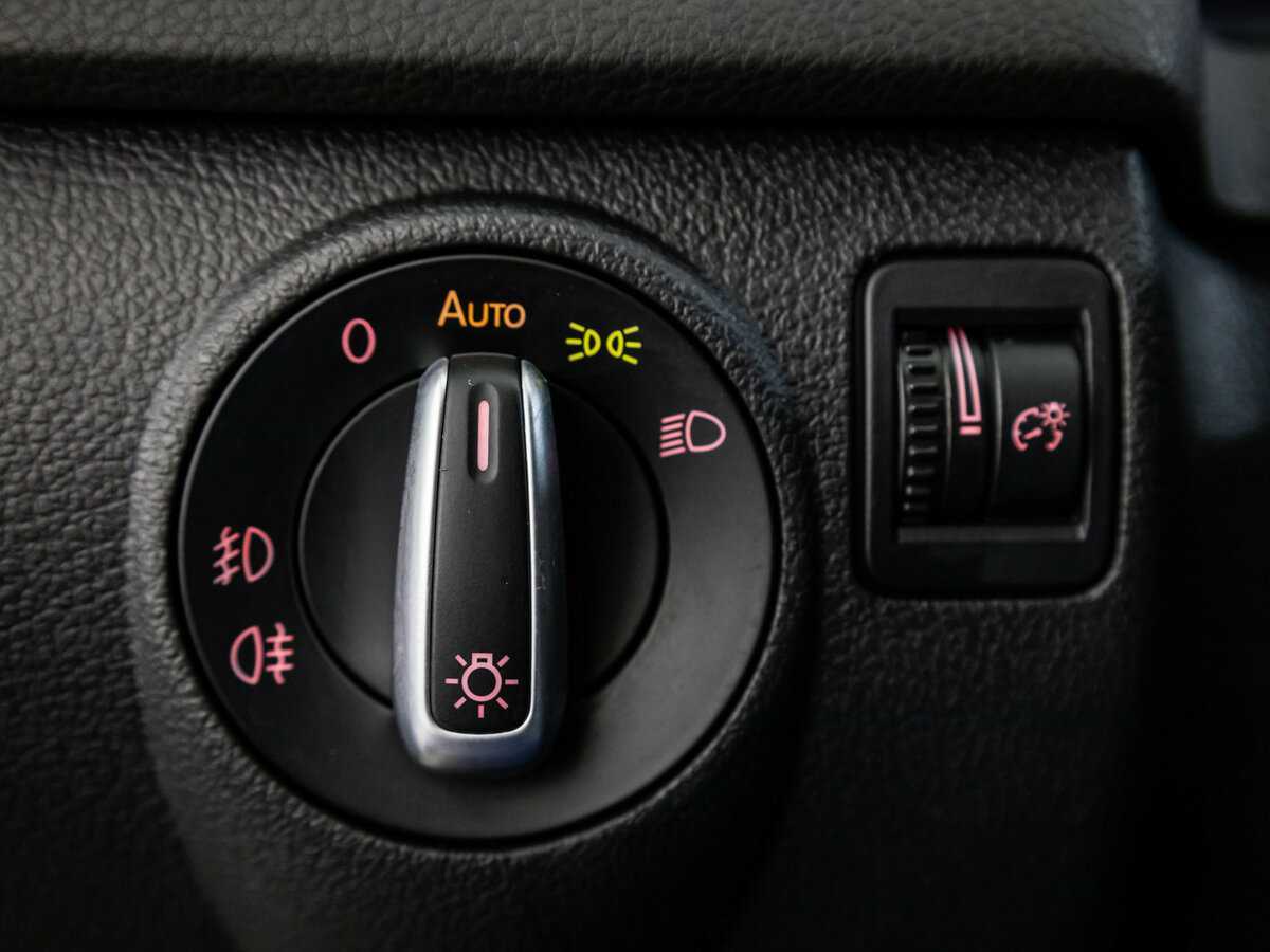 Volkswagen Tiguan, 2010 Фото №13