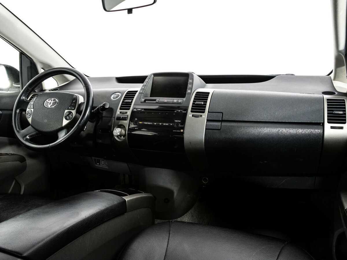 Toyota Prius, 2008 - 205 470 км. | Фото №7