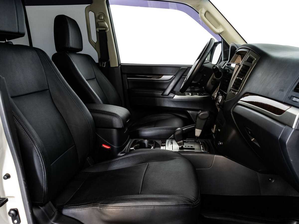 Mitsubishi Pajero, 2021 Фото №14