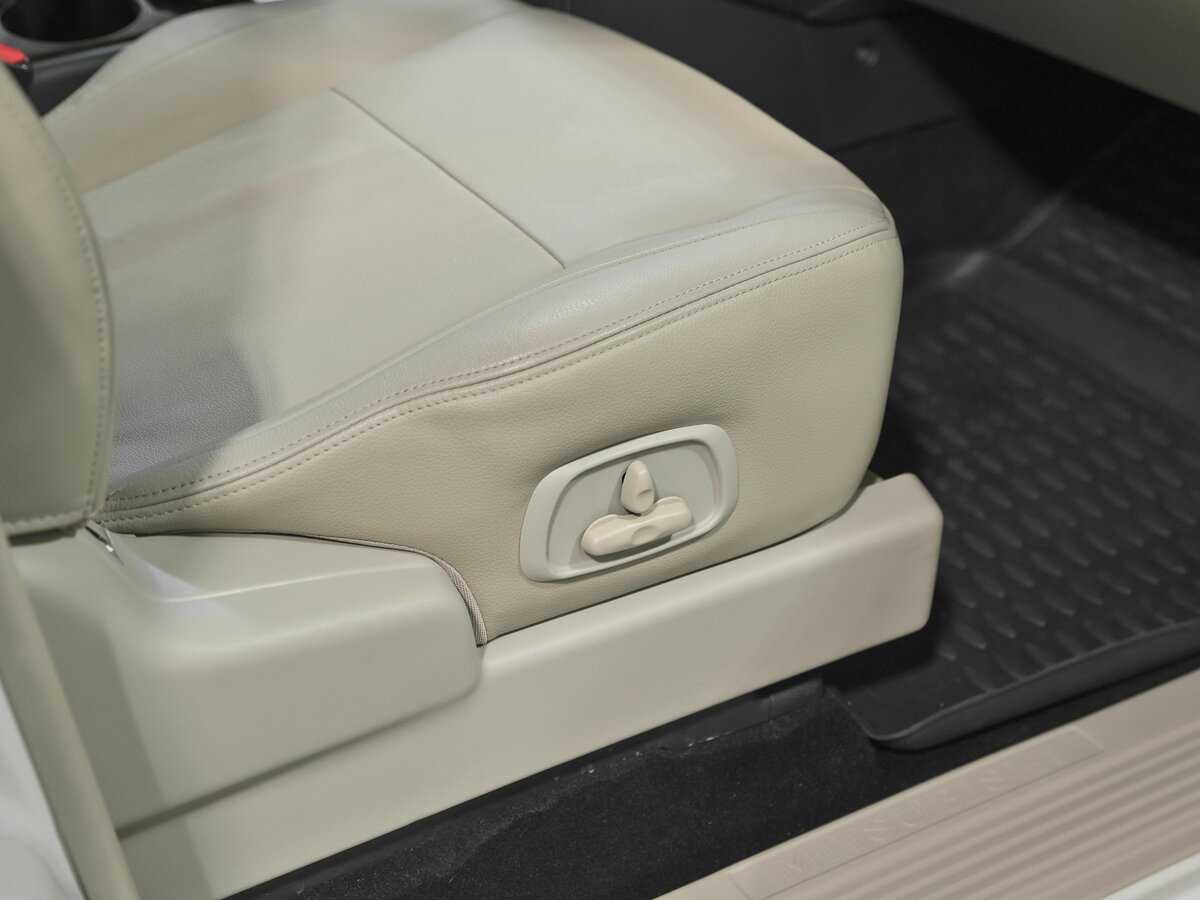 Mitsubishi Pajero, 2019 Фото №20