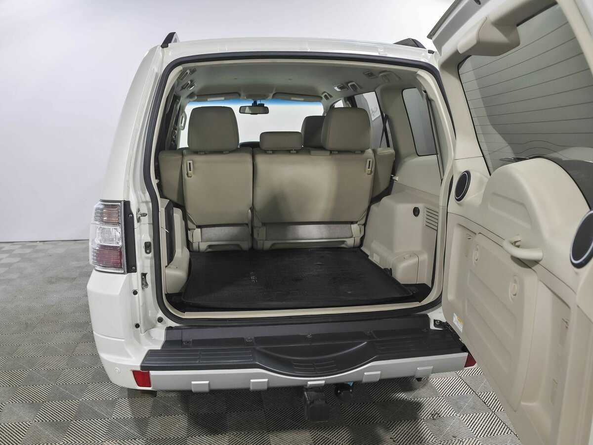 Mitsubishi Pajero, 2019 Фото №21