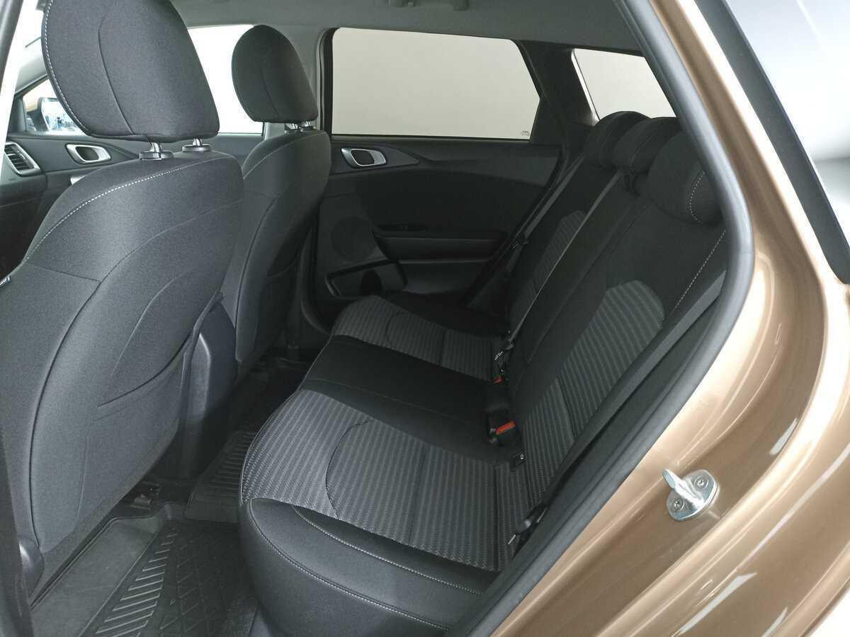 Kia Ceed, 2022 Фото №12