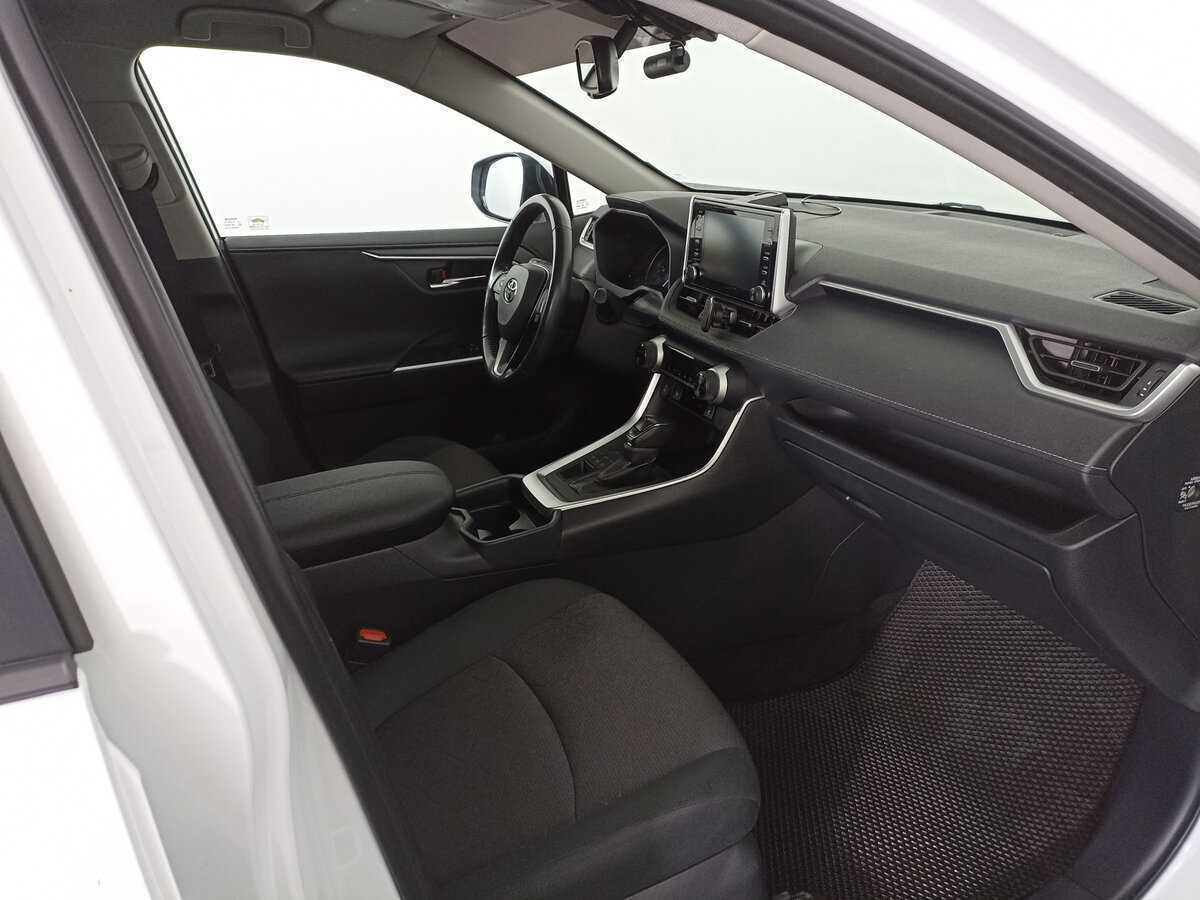 Toyota RAV4, 2021 Фото №11