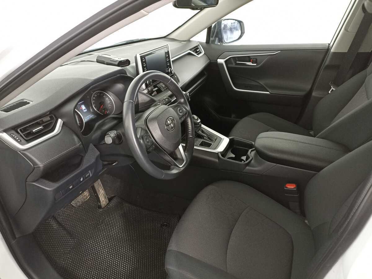 Toyota RAV4, 2021 Фото №16