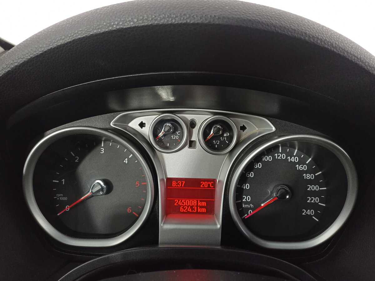 Ford Kuga, 2011 Фото №13