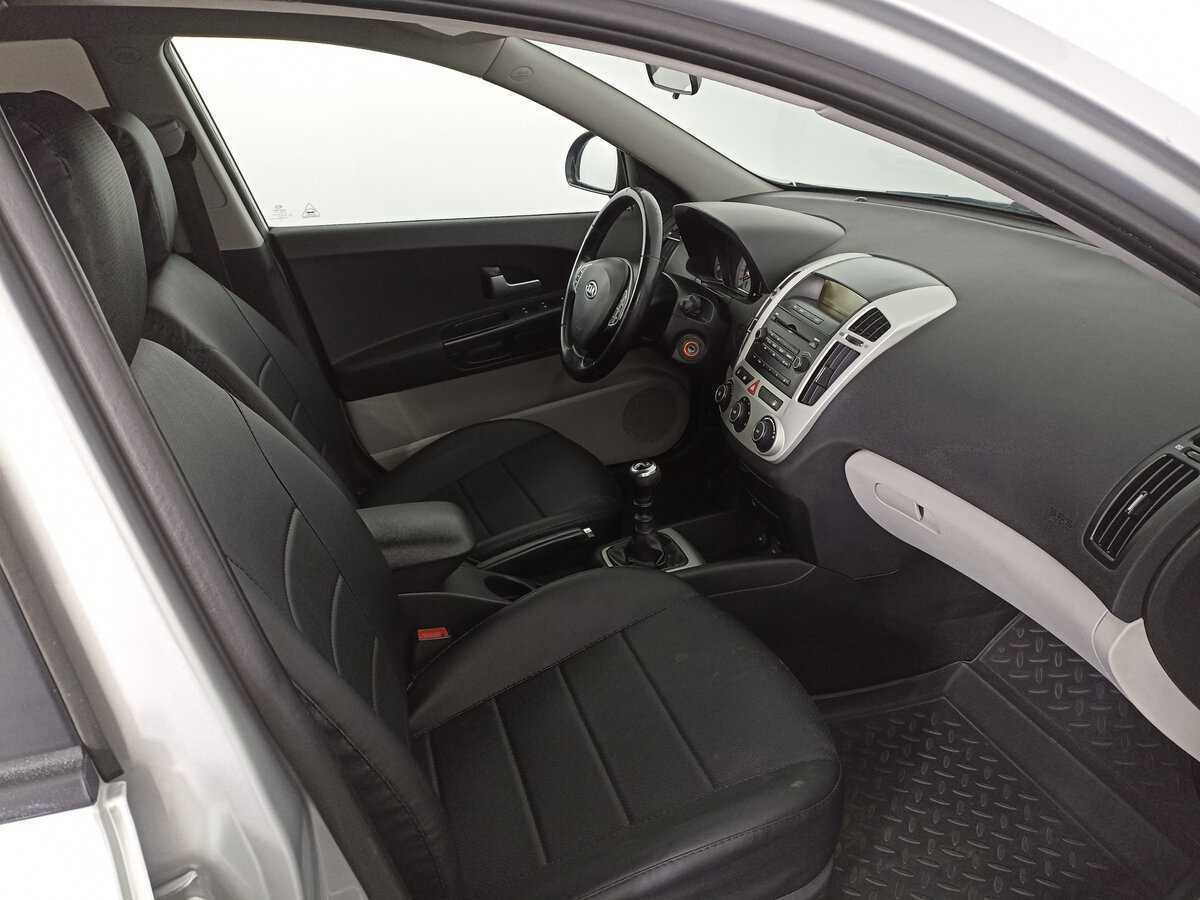 Kia Ceed, 2009 Фото №11