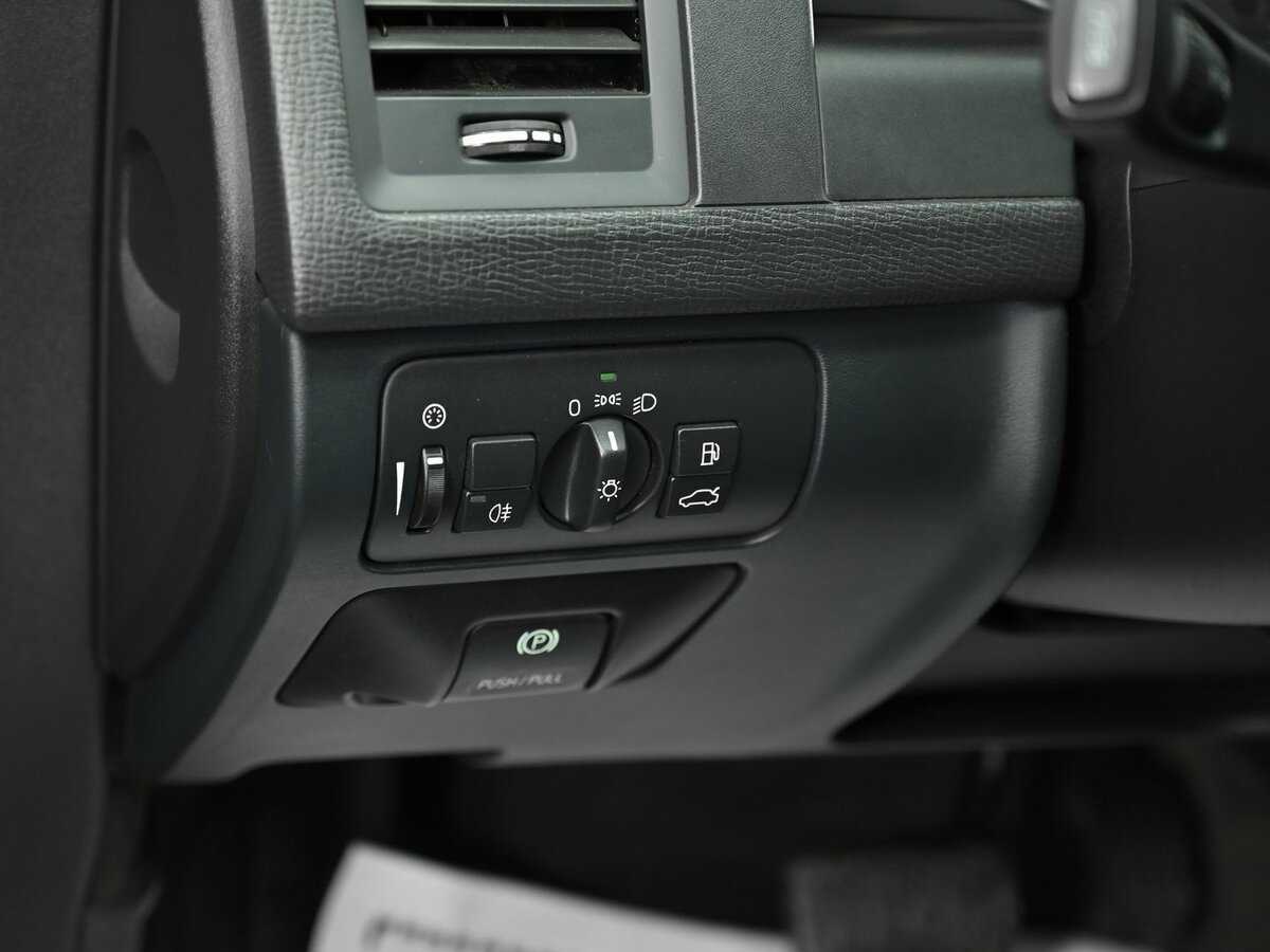 Volvo XC60, 2011 Фото №11