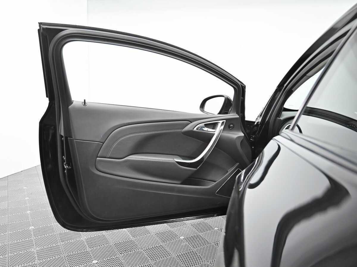 Opel Astra GTC, 2012 Фото №5