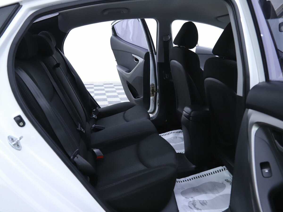 Hyundai Elantra, 2011 Фото №12