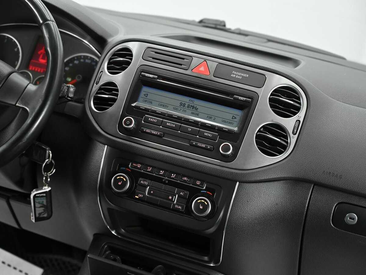 Volkswagen Tiguan, 2009 Фото №10