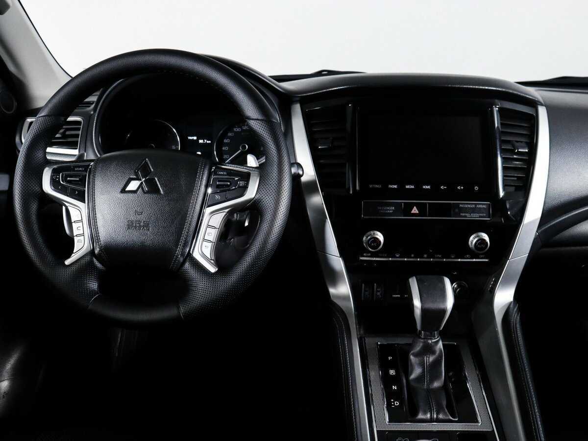 Mitsubishi Pajero Sport, 2021 Фото №9