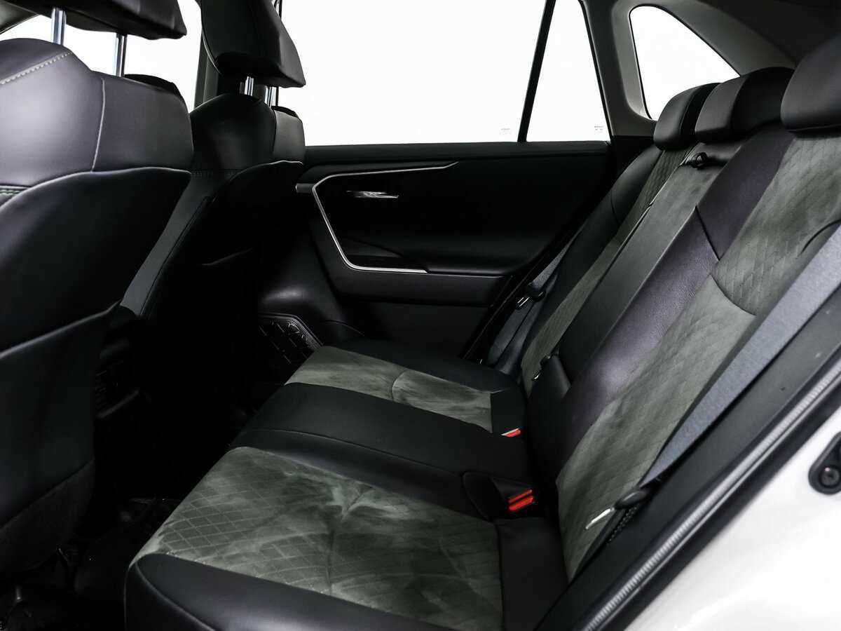 Toyota RAV4, 2023 Фото №13