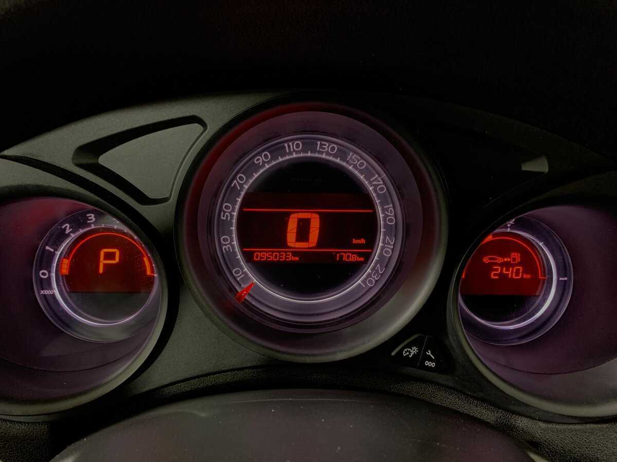 Citroen C4, 2015 Фото №15