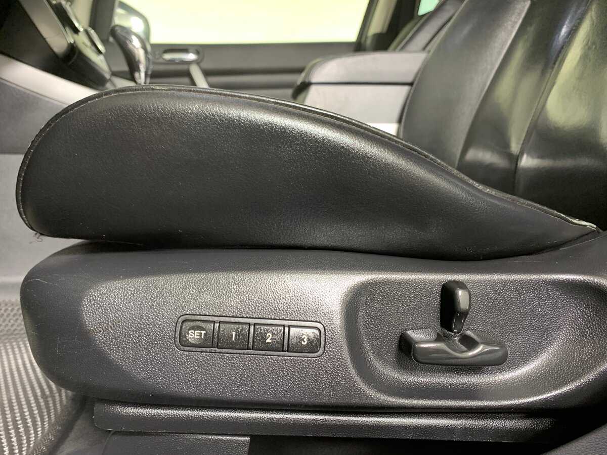 Mazda CX-7, 2011 Фото №17