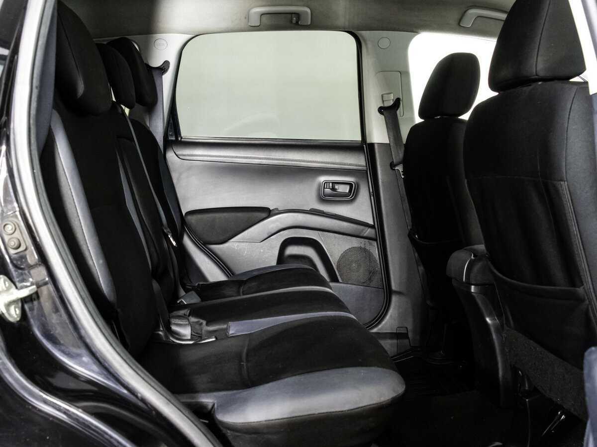 Mitsubishi Outlander, 2010 Фото №12