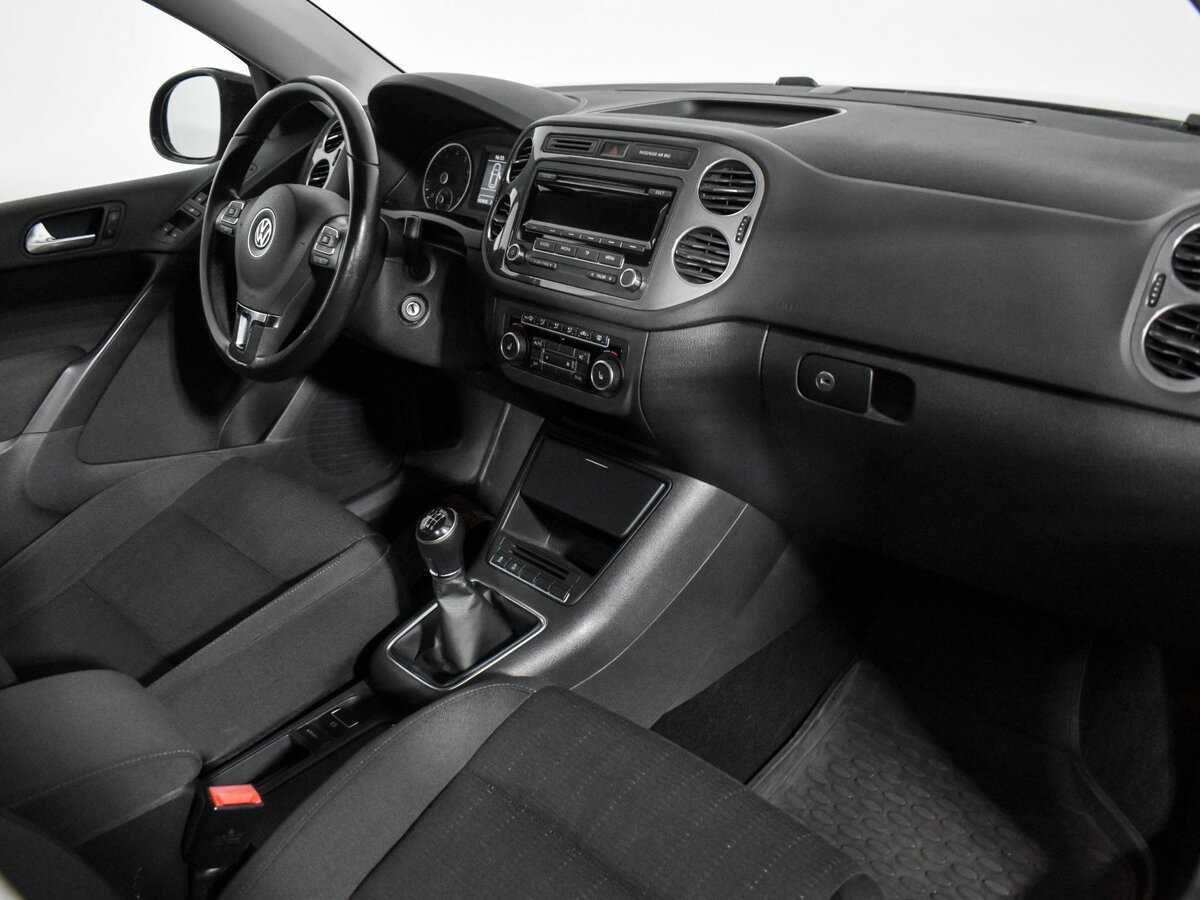 Volkswagen Tiguan, 2011 Фото №10