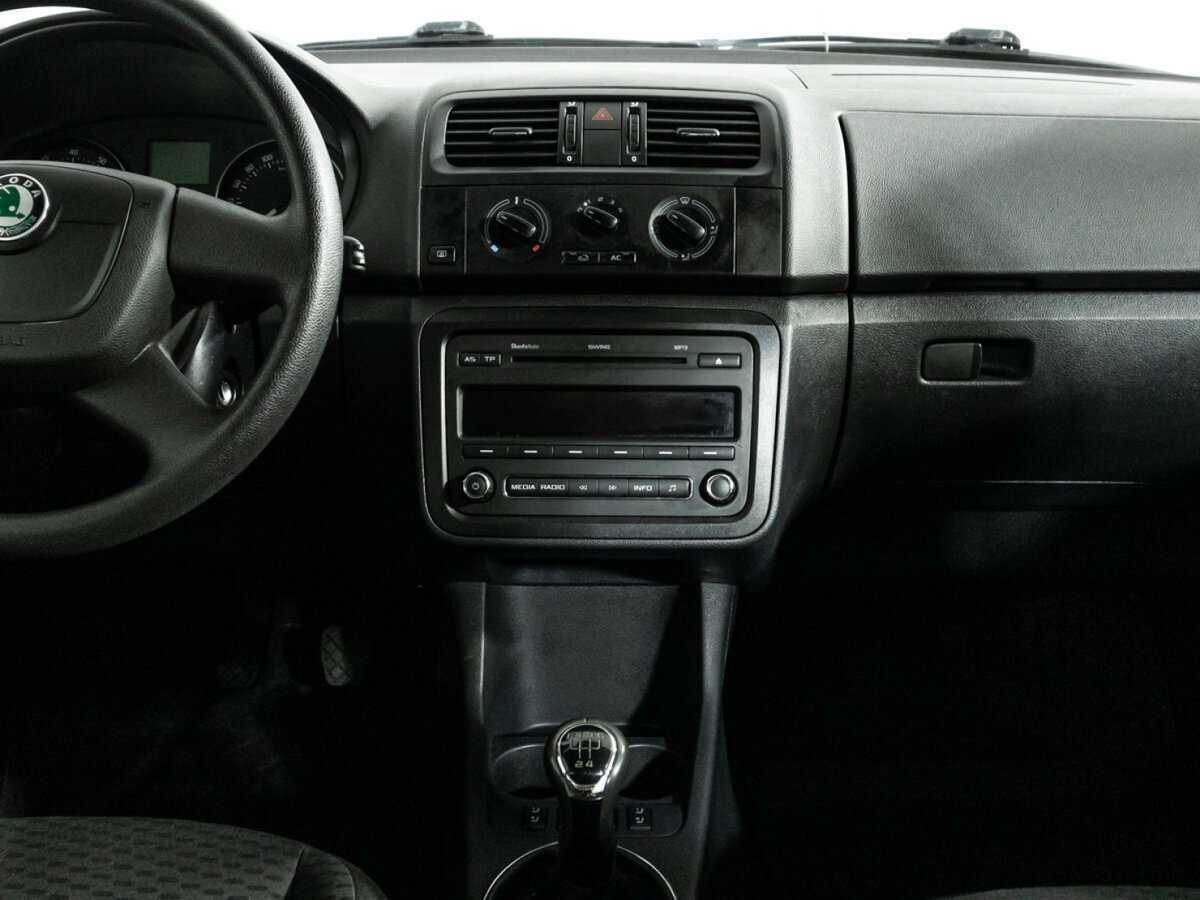 Skoda Fabia, 2010 Фото №14