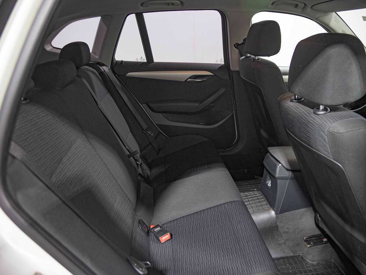 BMW X1 20i, 2014 Фото №12