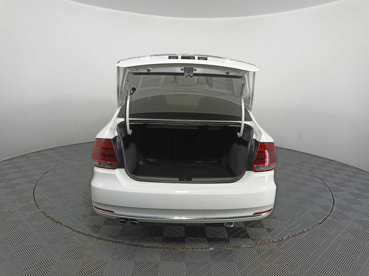 Volkswagen Polo, 2017 Фото №10