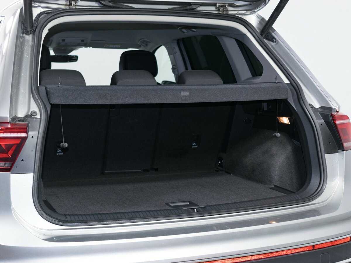 Volkswagen Tiguan, 2021 Фото №9