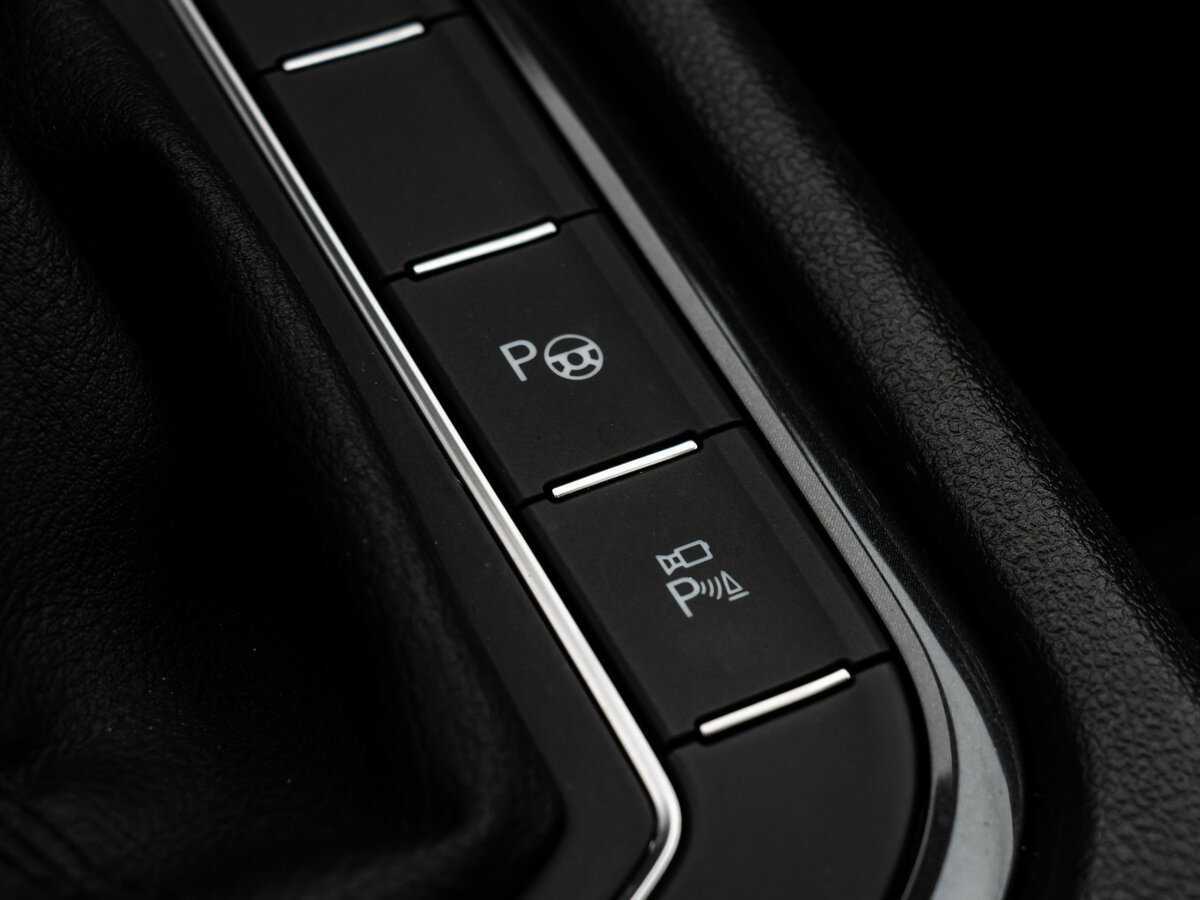 Volkswagen Tiguan, 2017 Фото №21