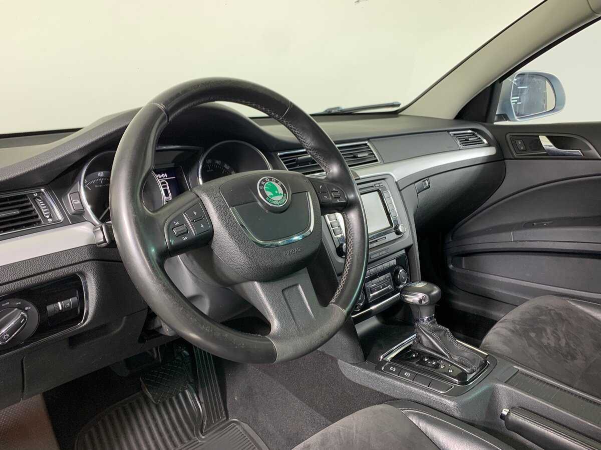 Skoda Superb, 2011 Фото №12