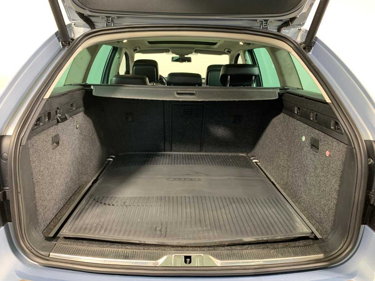 Skoda Superb, 2011 Фото №21