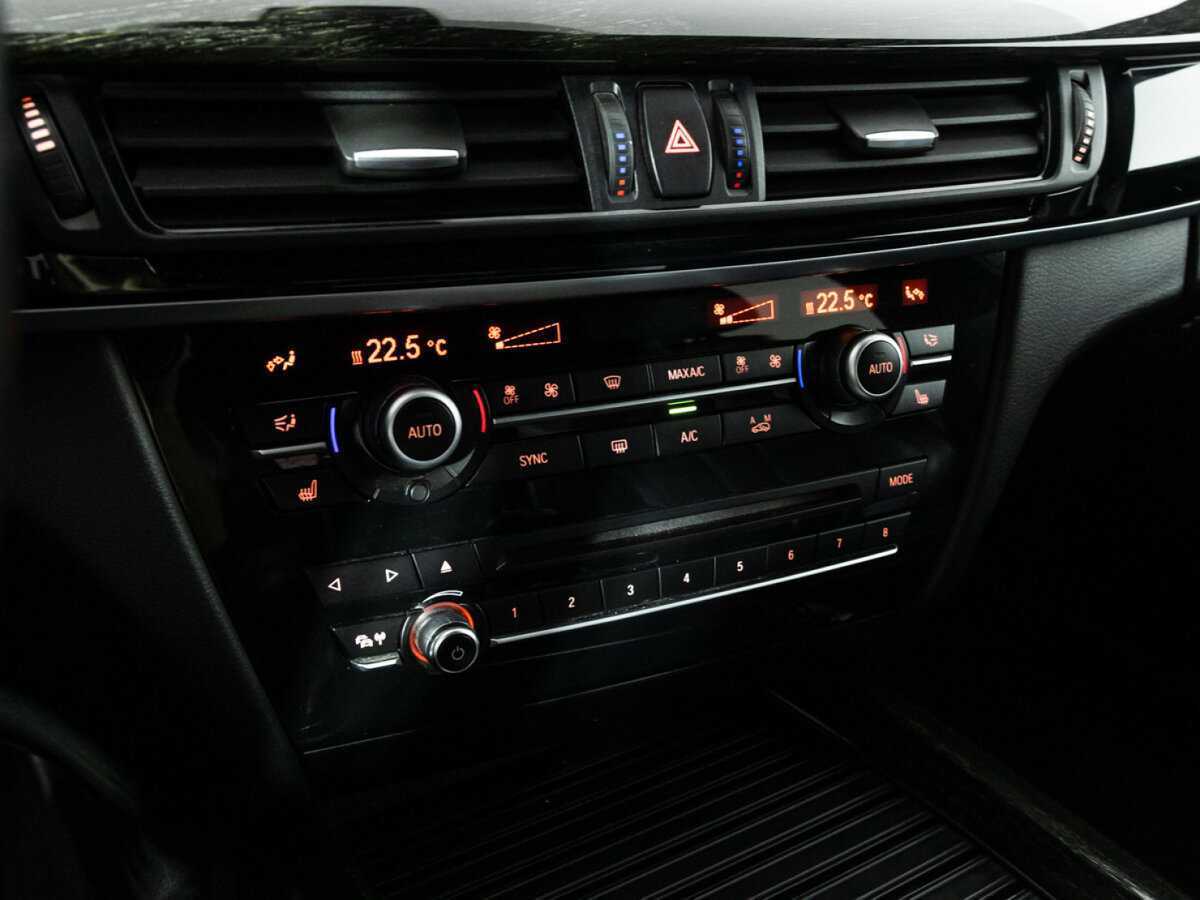 BMW X5 35i, 2014 Фото №21