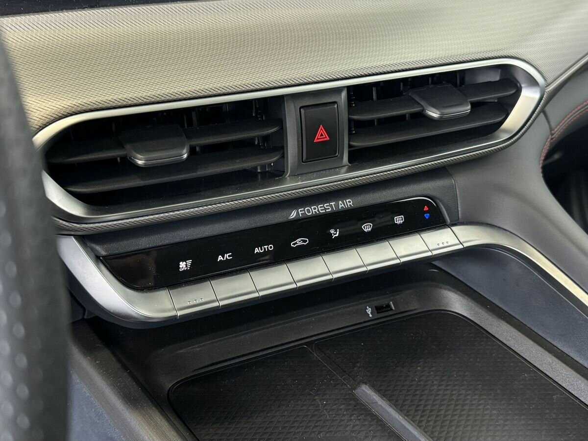 Changan UNI-T, 2023 Фото №15