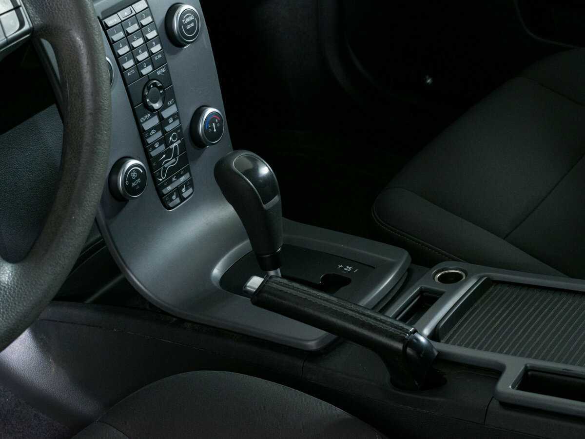 Volvo S40, 2011 Фото №11