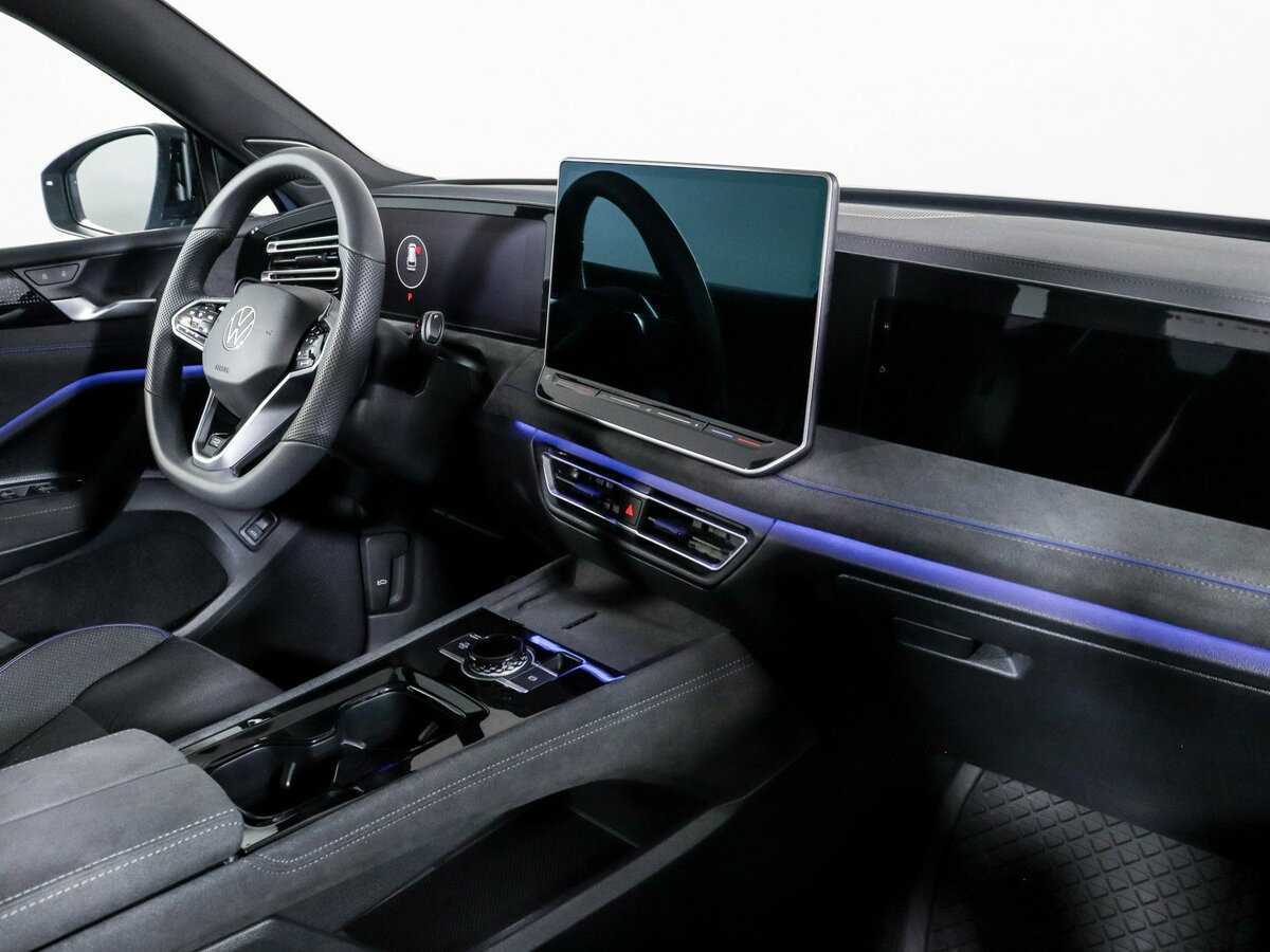 Volkswagen Tiguan L Pro, 2024 - 3 228 км. | Фото №6