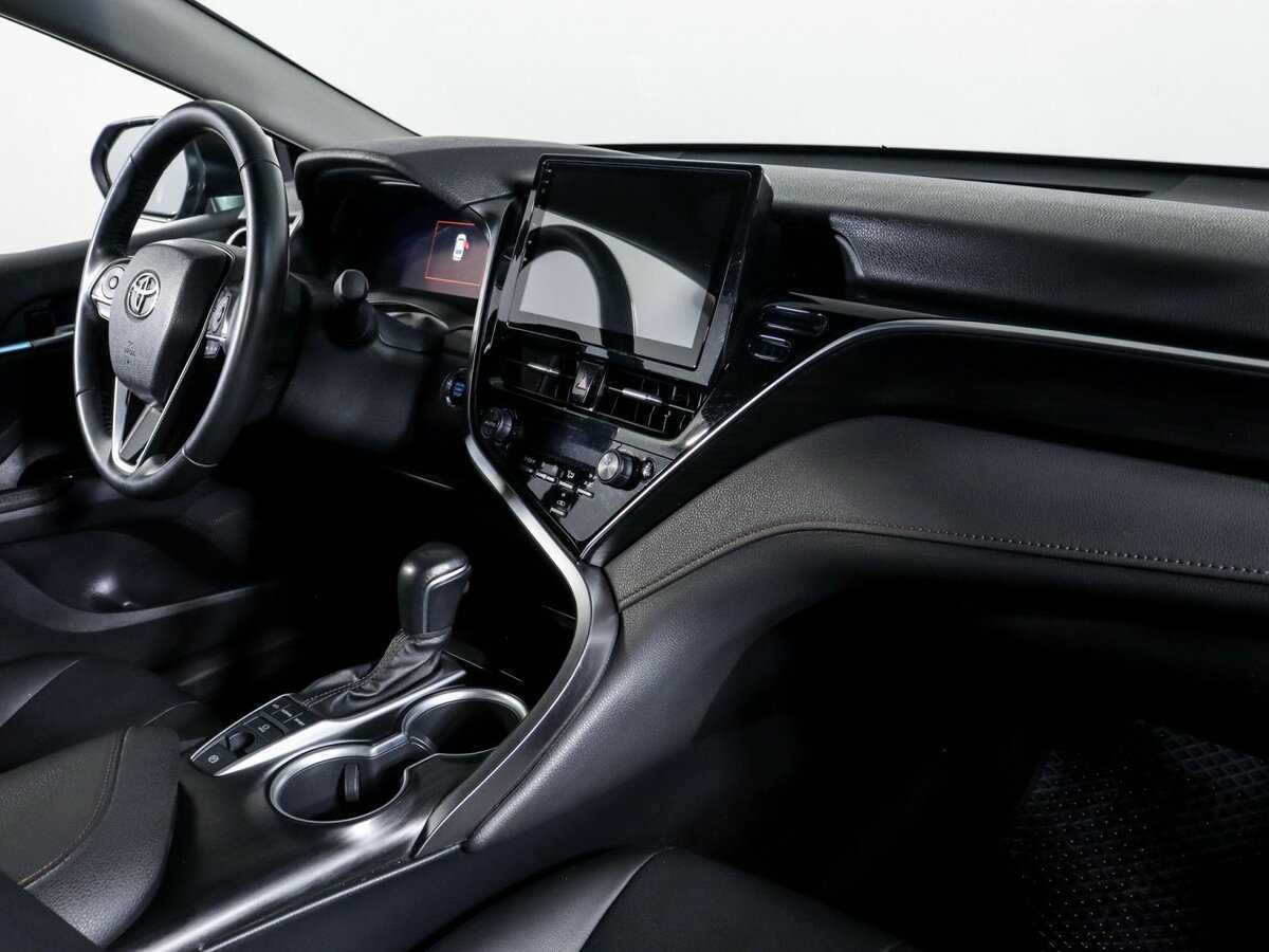 Toyota Camry, 2023 Фото №9