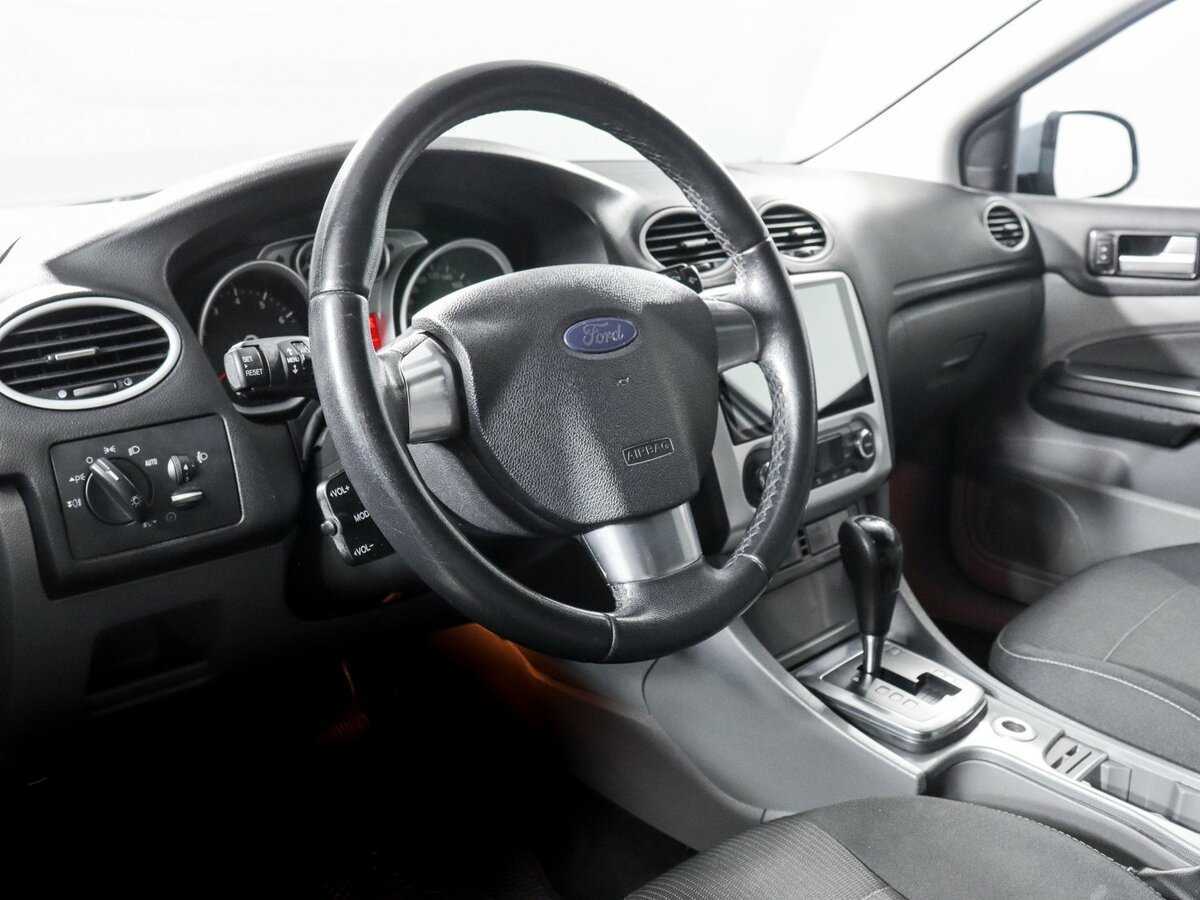 Ford Focus, 2010 Фото №14