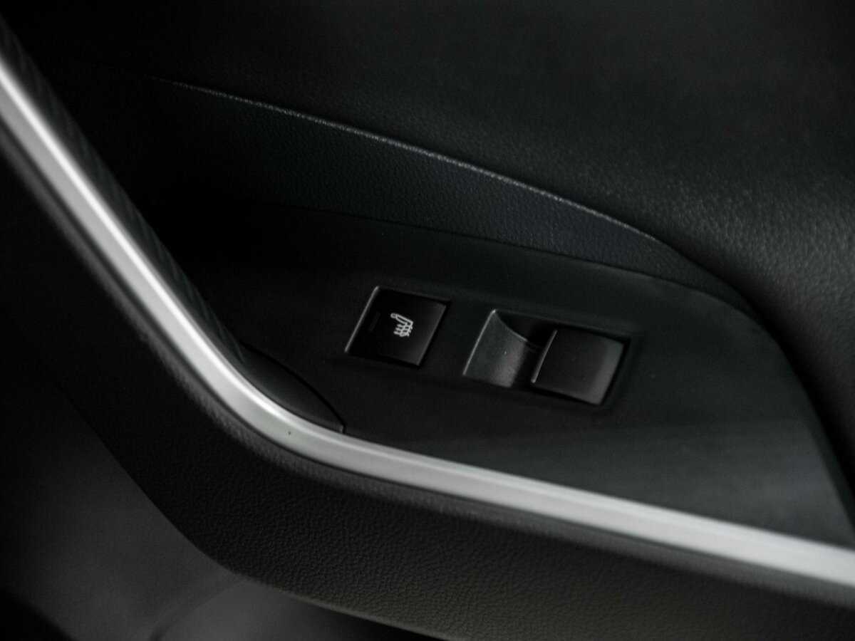 Toyota RAV4, 2021 Фото №19