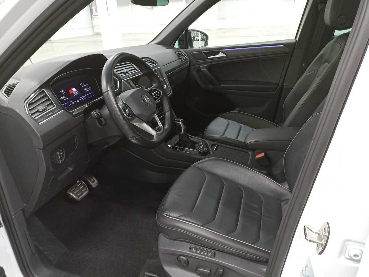 Volkswagen Tiguan, 2021 Фото №16