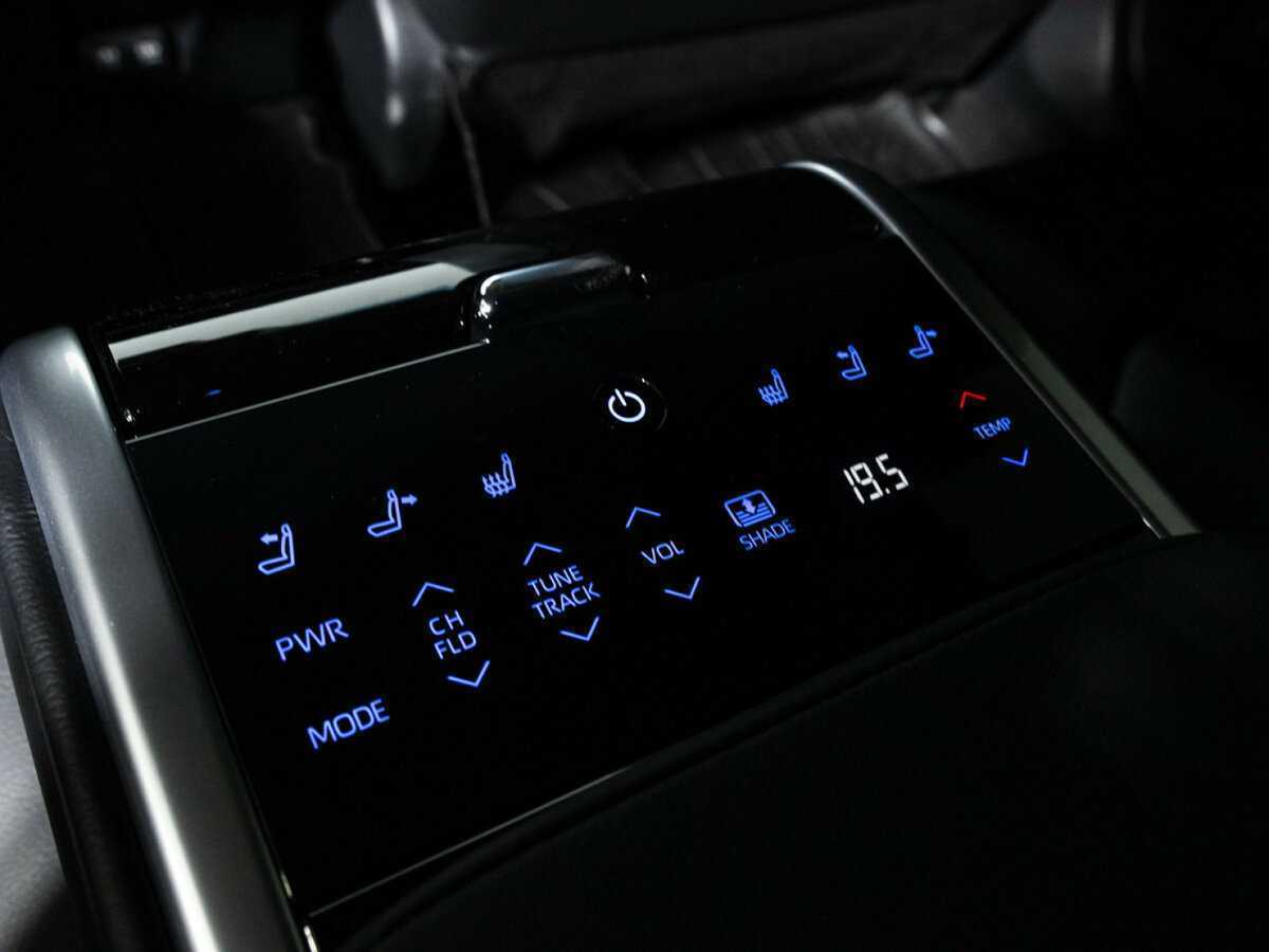 Toyota Camry, 2020 Фото №23