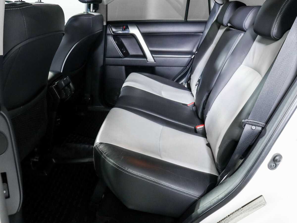 Toyota Land Cruiser Prado 5-speed, 2014 Фото №7