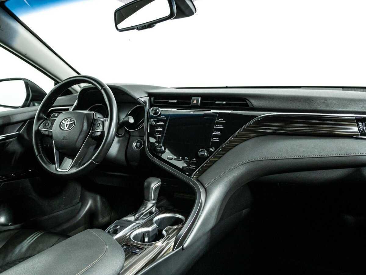 Toyota Camry, 2020 Фото №9