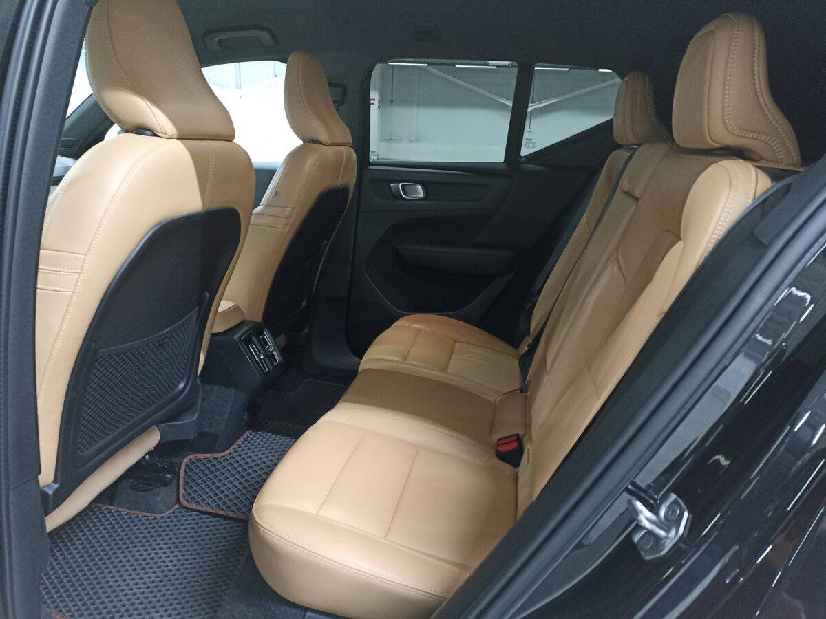 Volvo XC40, 2021 Фото №12