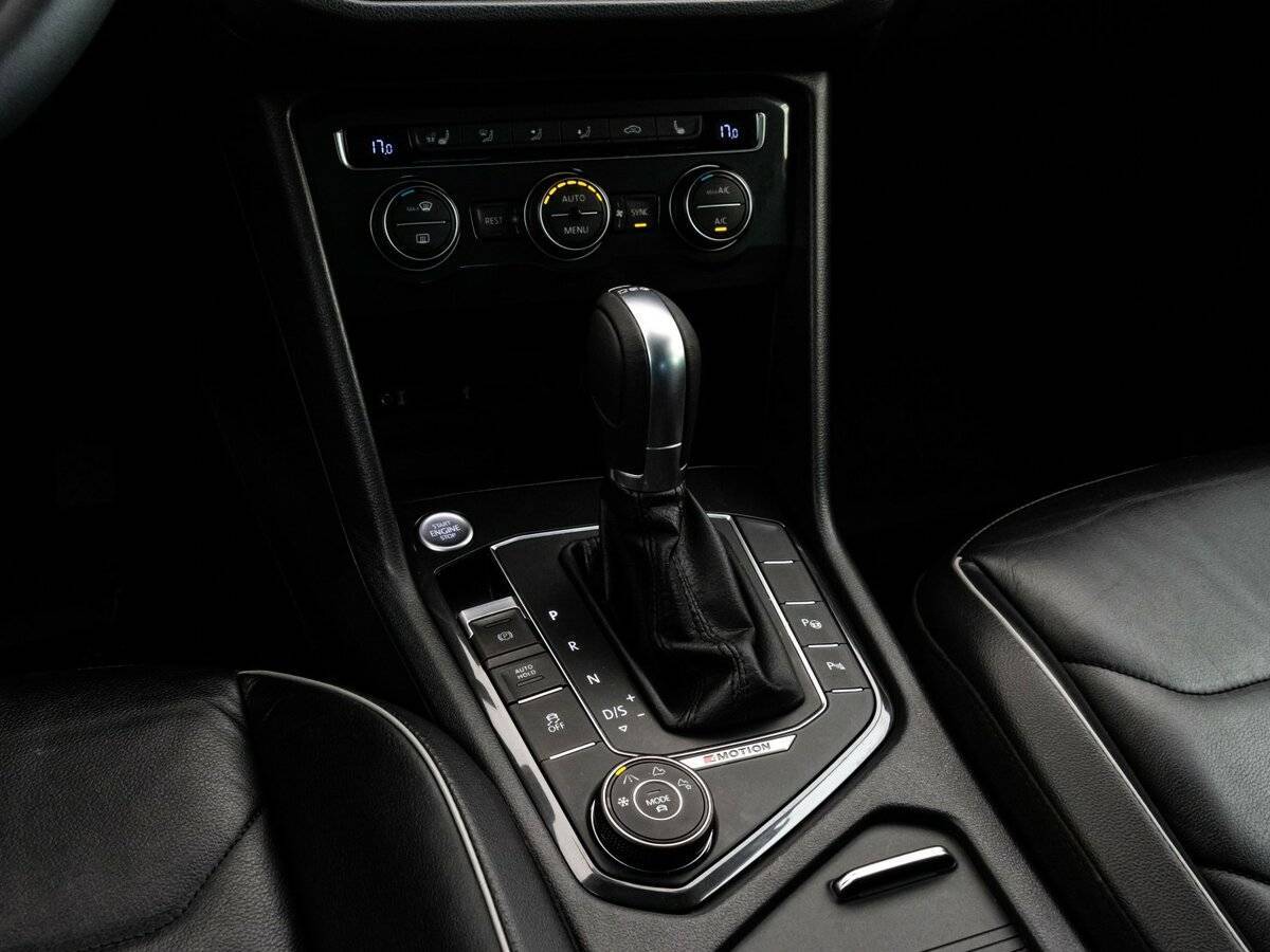 Volkswagen Tiguan, 2017 Фото №13