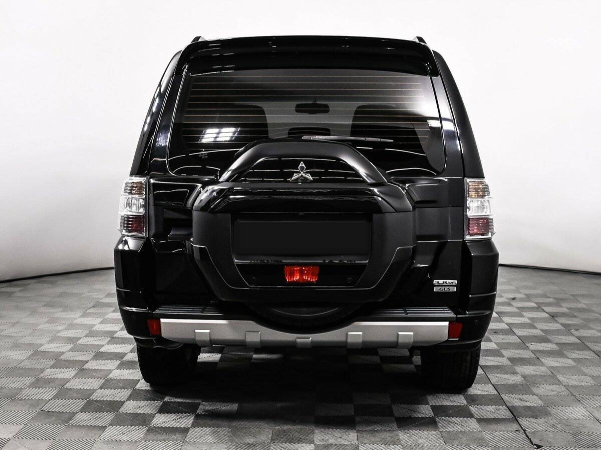 Mitsubishi Pajero, 2017 - 70 500 км. | Фото №6