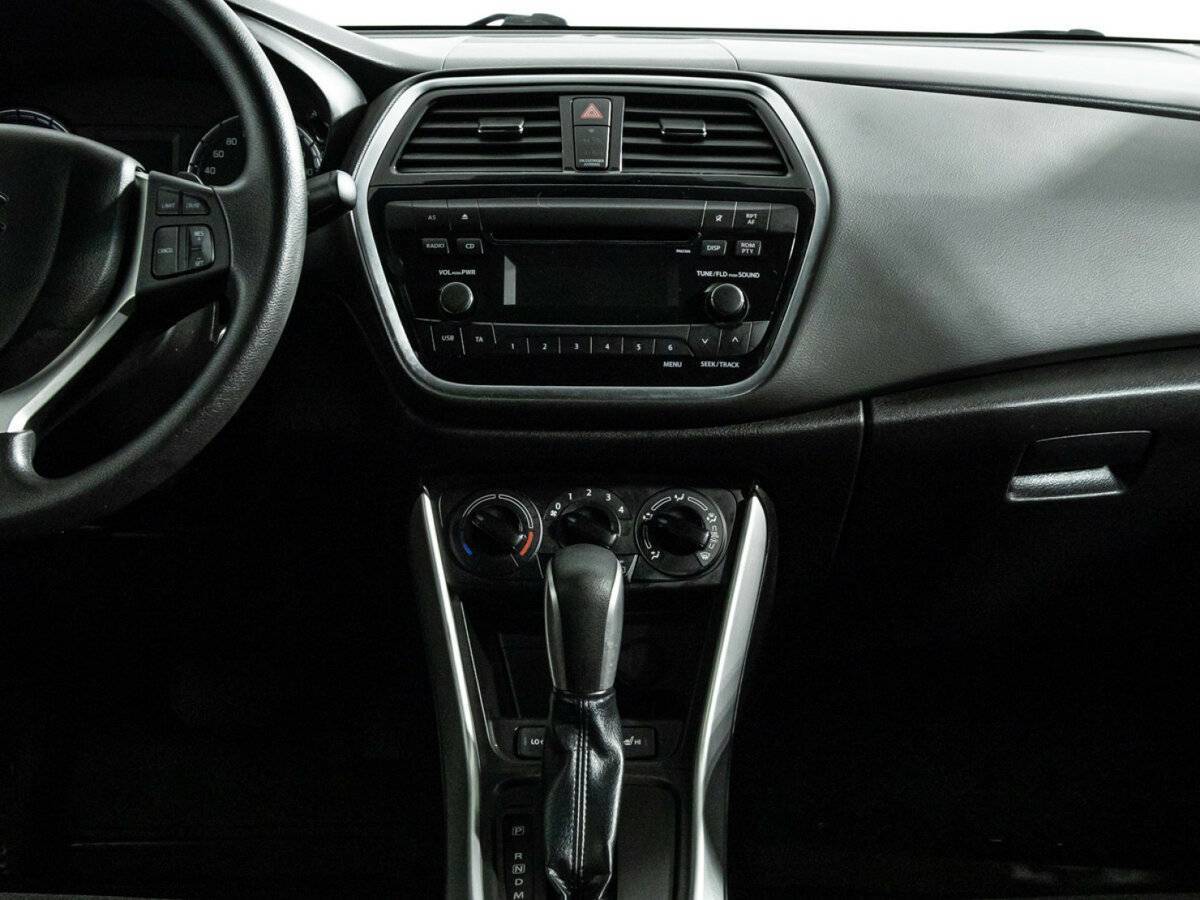 Suzuki SX4, 2016 Фото №14